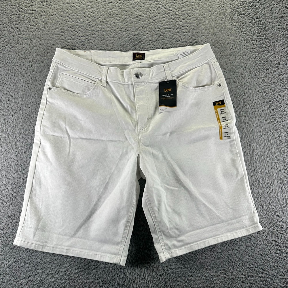 Lee Legendary Shorts Womens 18 White Denim Rolled Bermuda Mid-Rise Stretch Beach
